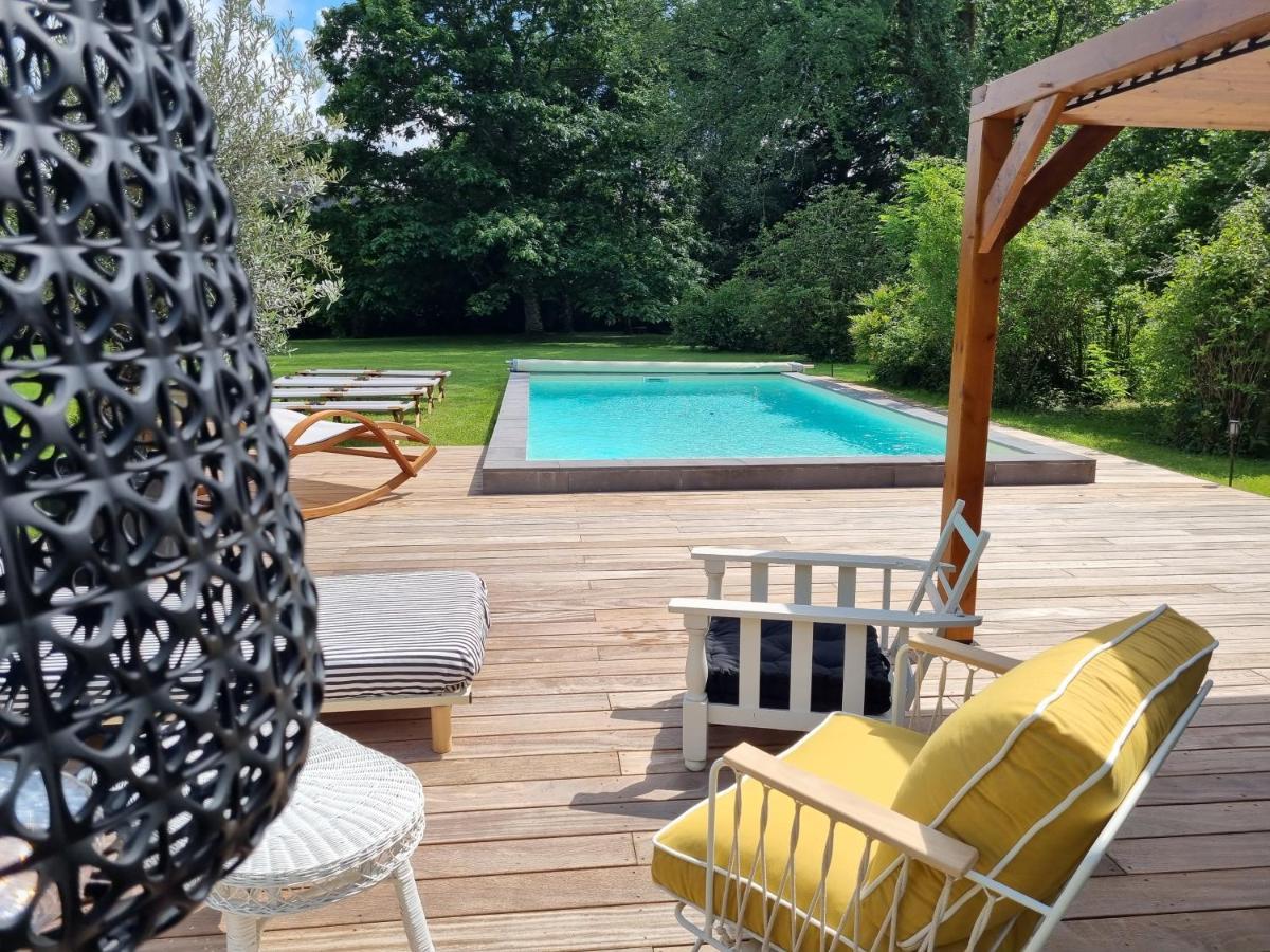 Villa Mura Gite Luxe Avec Piscine Et Spa Campagne Et Grand Air Nouvelle Aquitaine Correze Neuvic  المظهر الخارجي الصورة