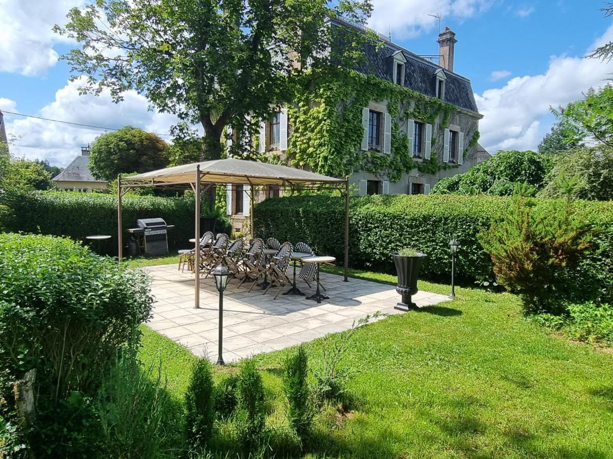 Villa Mura Gite Luxe Avec Piscine Et Spa Campagne Et Grand Air Nouvelle Aquitaine Correze Neuvic  المظهر الخارجي الصورة