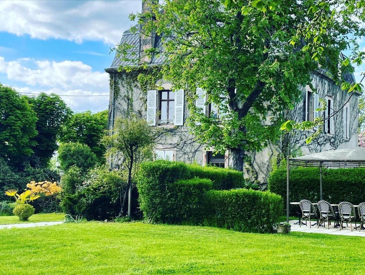 Villa Mura Gite Luxe Avec Piscine Et Spa Campagne Et Grand Air Nouvelle Aquitaine Correze Neuvic  المظهر الخارجي الصورة